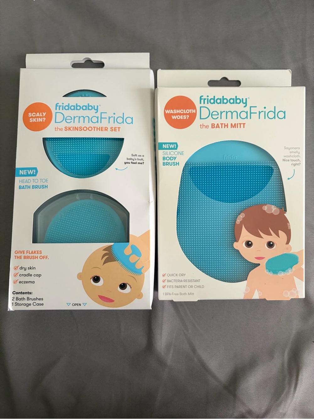 Fridababy DermaFrida Blue Baby Bath Mitt & Skinsoother Set